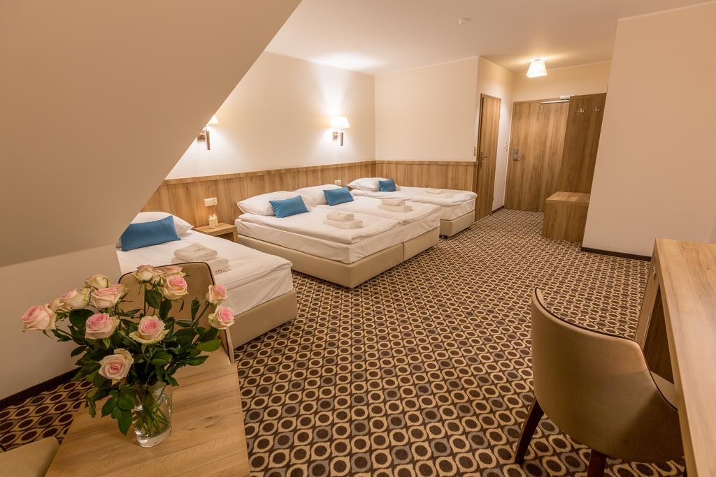Borowy Dwor- Biznes, Spa & Fun Szaflary Zimmer foto